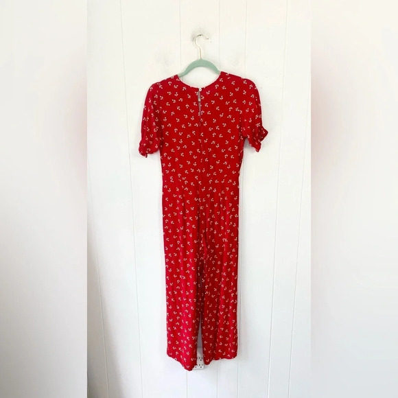 Faithfull The Brand Womens 4 S Red White Mallory Floral Short Sleeve Jumpsuit - Picture 3 of 16